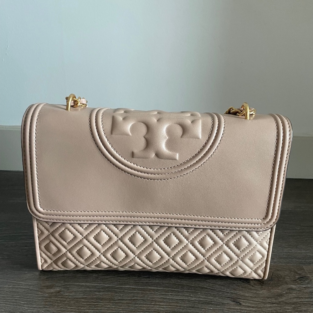 Fleming Quilted Lambskin Leather Convertible Shoulder Bag